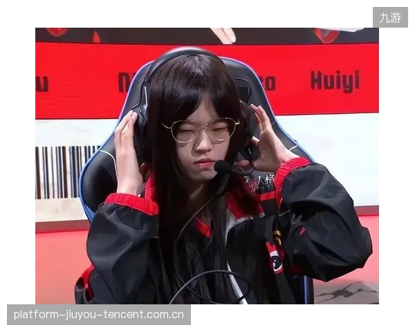 强势夺冠！穆欣月：从未想过放弃的电竞女冠军，坚定追求职业梦想